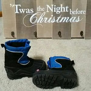 Boys snow boots